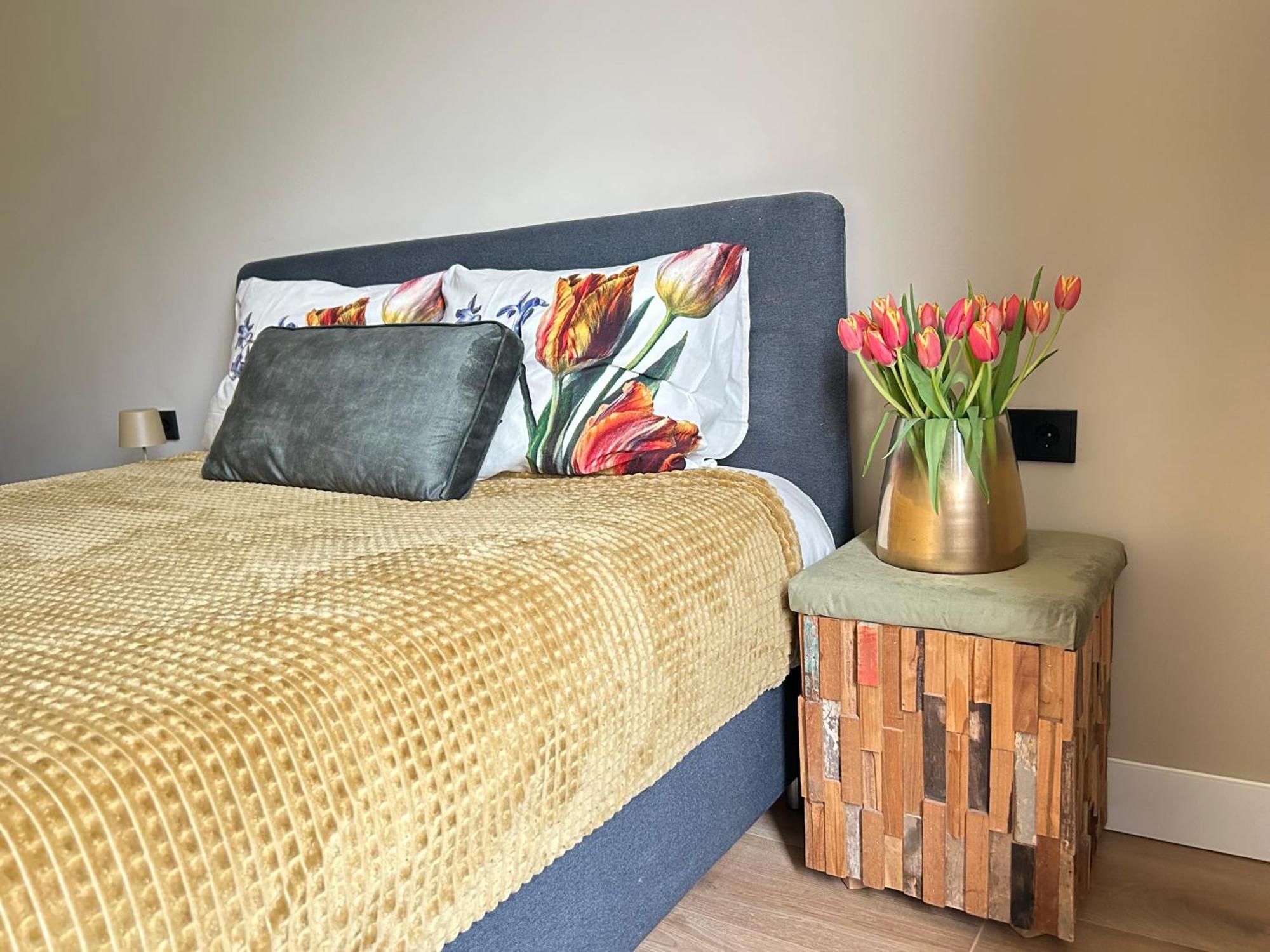 Lovely Spacious Apartment ซานด์โวร์ต ภายนอก รูปภาพ